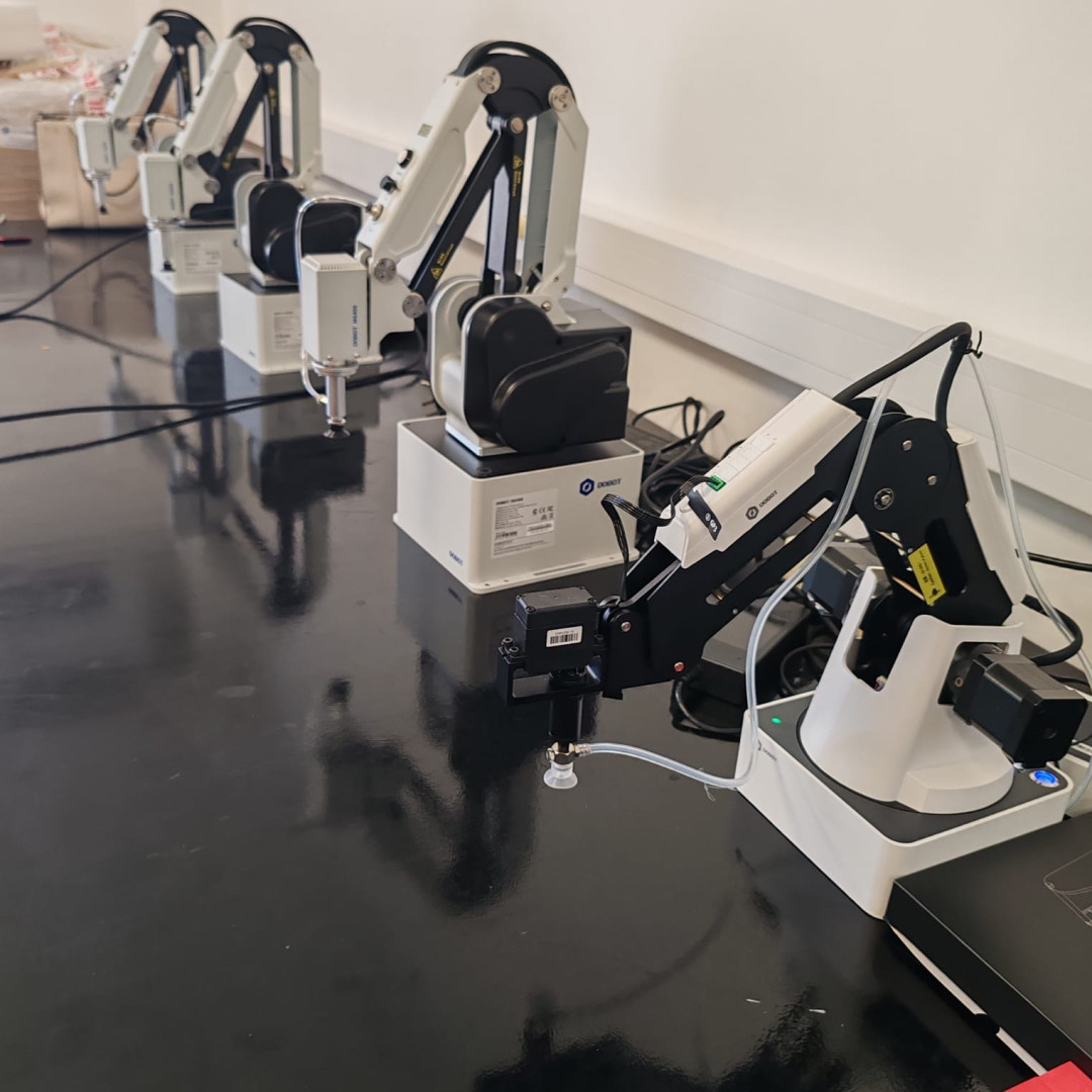 EPMS reforça ensino profissional com a chegada dos novos equipamentos dos Centros Tecnológicos Especializados